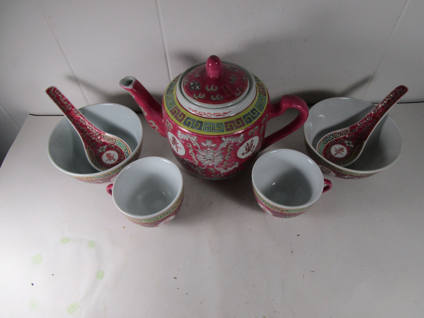 China Red Mun Shou Famile Rose Style 7 pc Tea Set