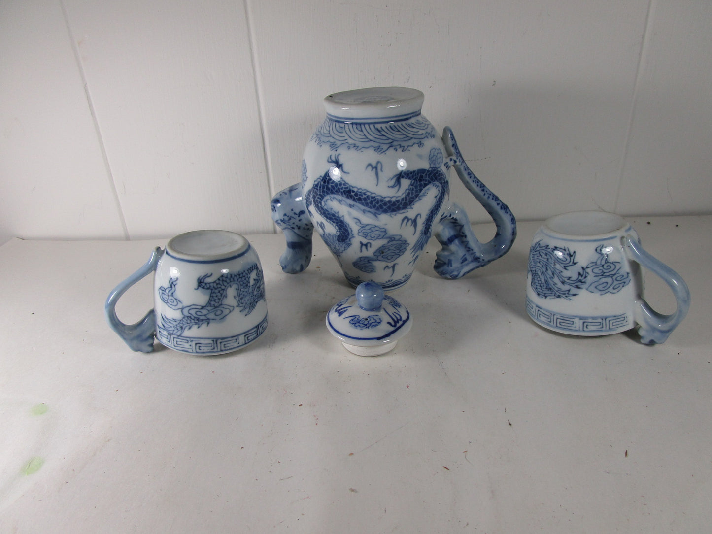 Chinese Porcelain Dragon Lion Head Spout Handle Teapot set