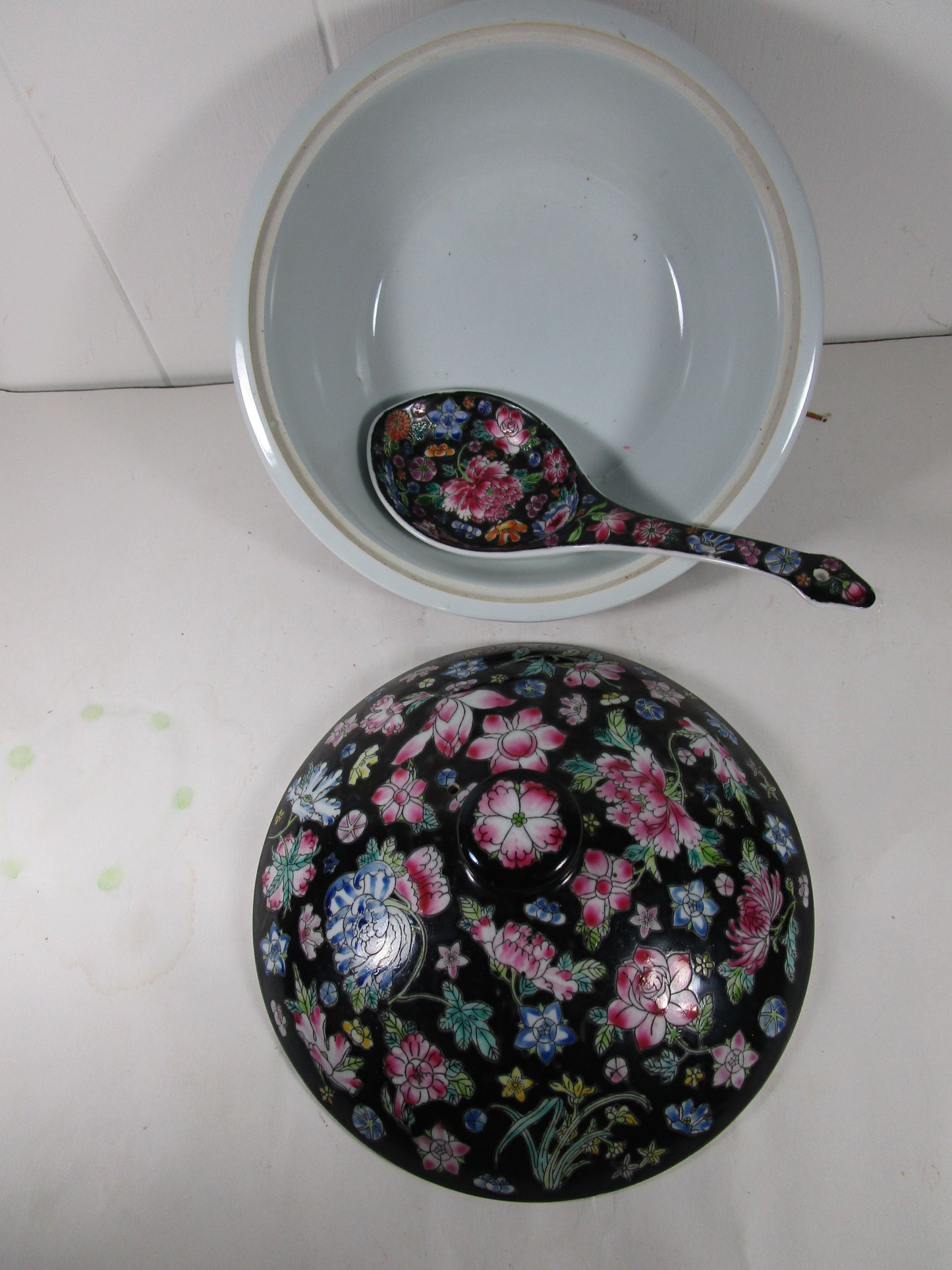 Famille Noire Millefleur China Tureen Serving set Thousand flowers