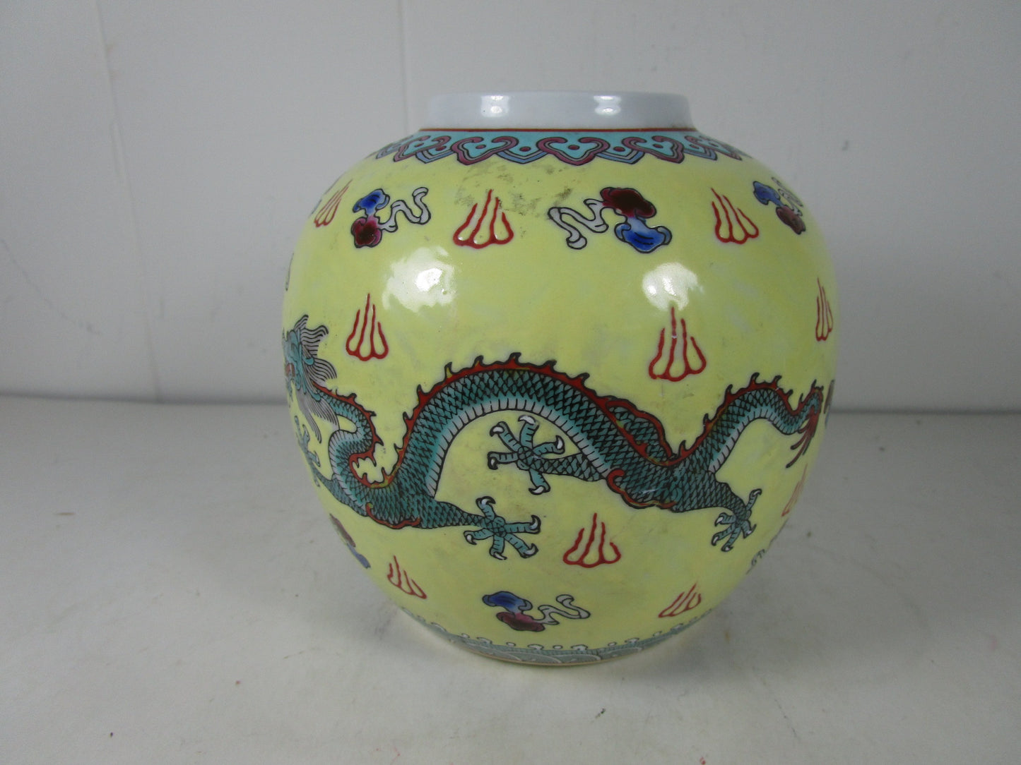 Vintage 5 Claw Royal Dragon Chinese Ginger Jar Yellow