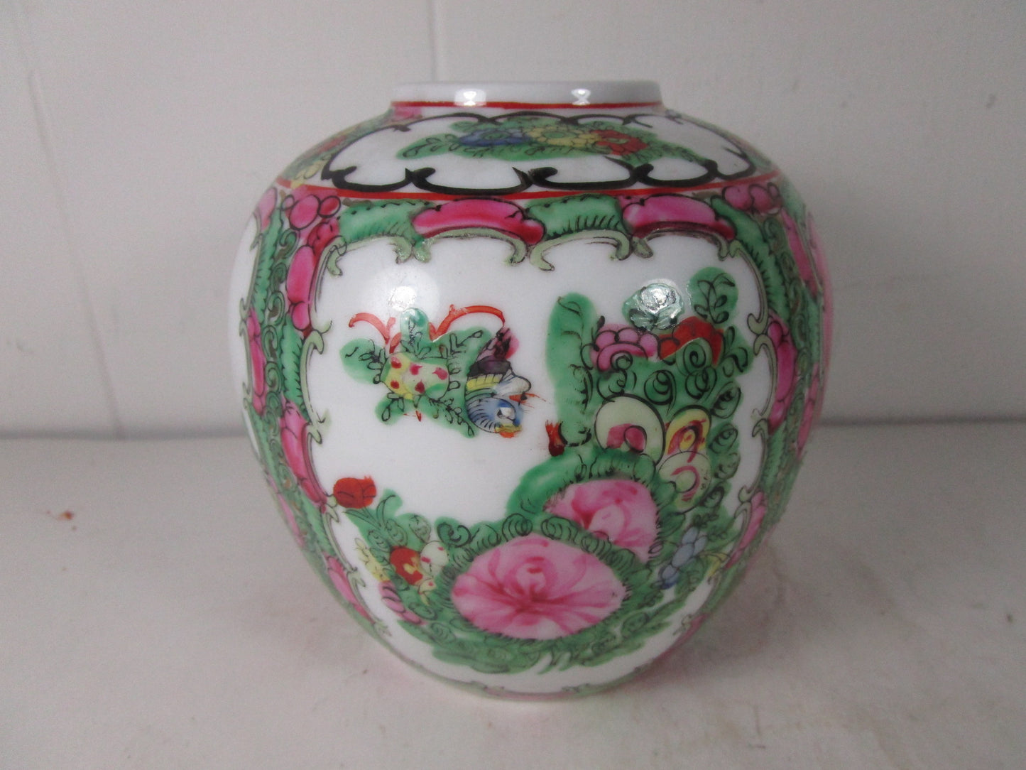 Famille Rose Medallion Ginger Jar RARE Antiques Marks no Lid