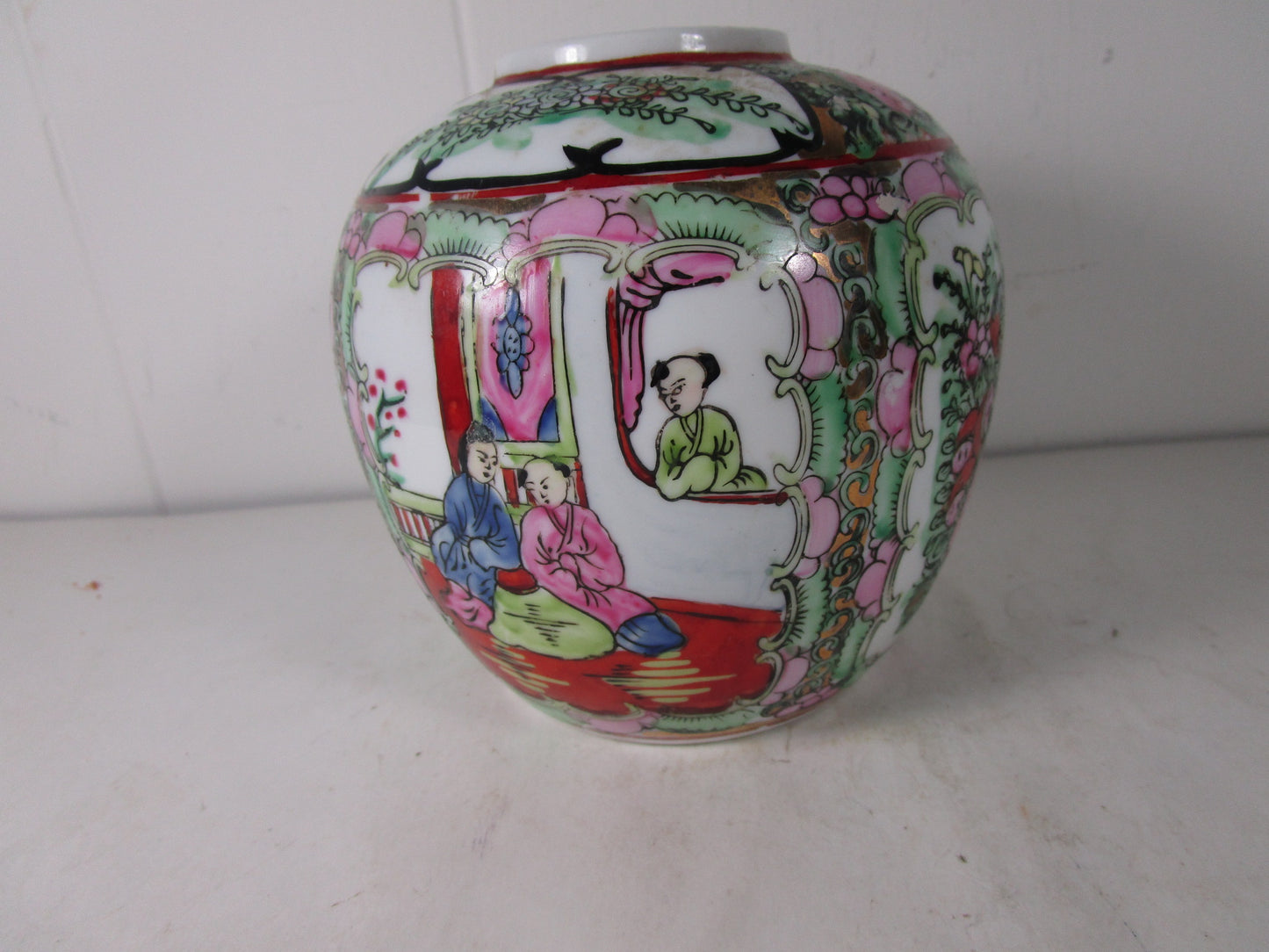 Chinoiserie Famille Rose Medallion Ginger Jar RARE Antique Mark