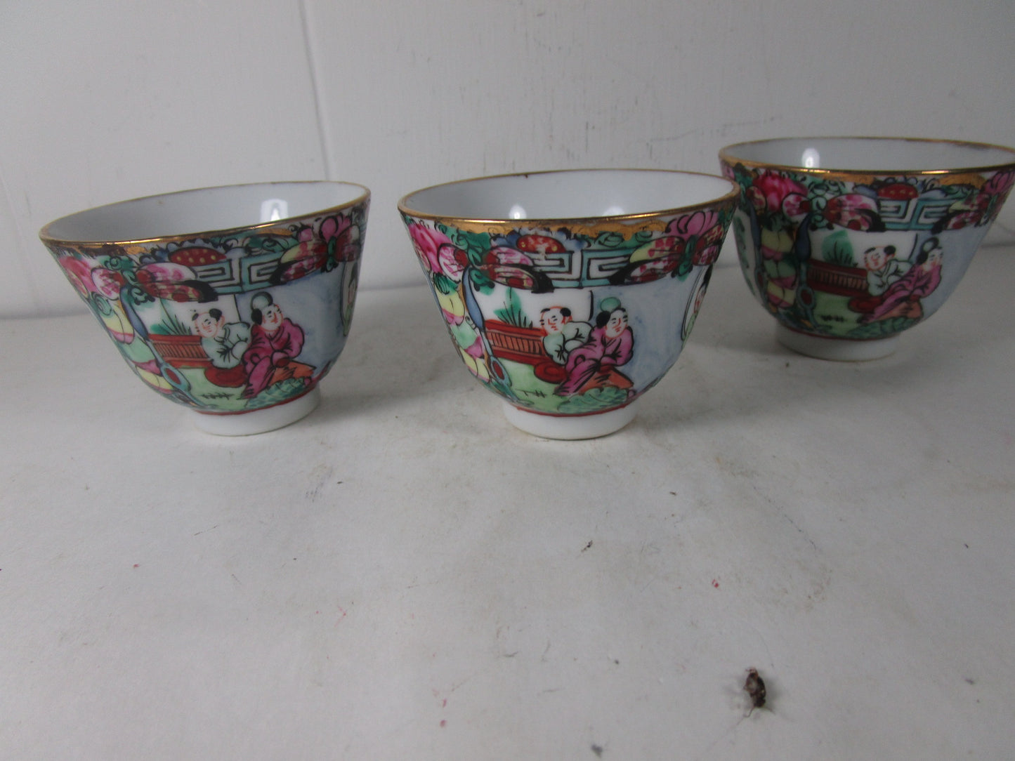 Chinese Porcelain Famille Rose Medallion Tea Cups Rare set of 3 marked