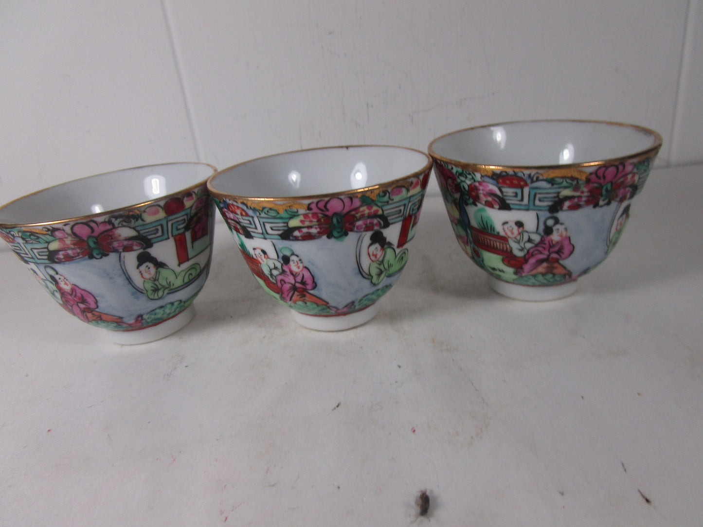 Chinese Porcelain Famille Rose Medallion Tea Cups Rare set of 3 marked