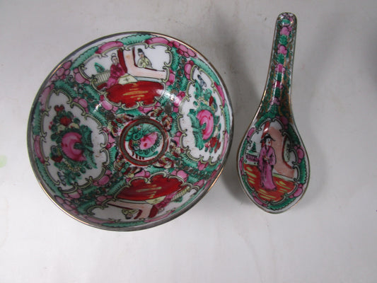 Antique Chinese Family Rose Medallion 1900s Rice Soup Bowl & Spoon